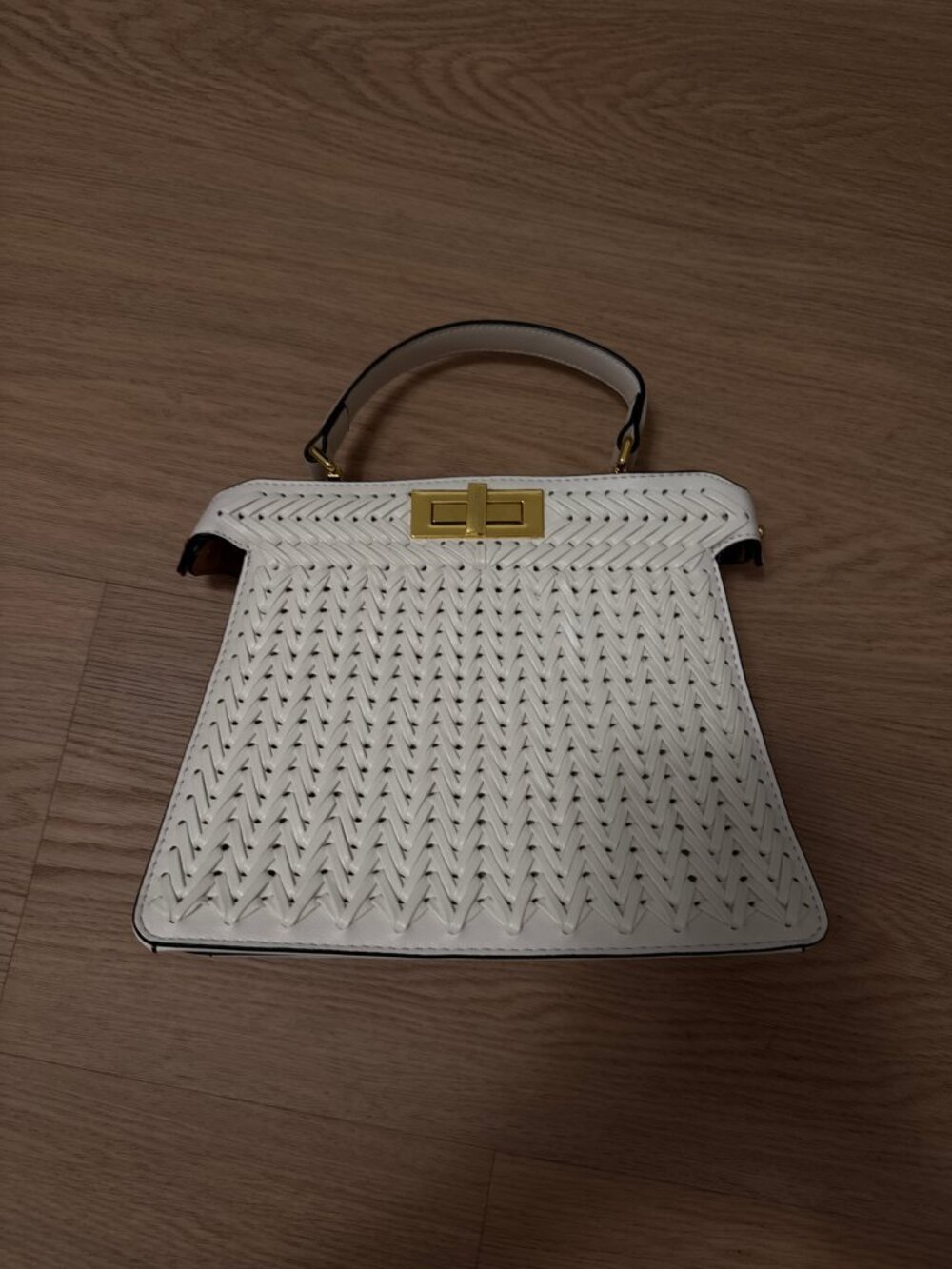 Verano Hill White Woven Top Handle Bag with Shoulder Strap